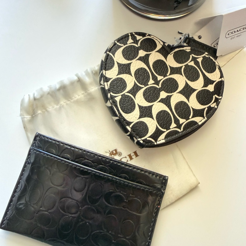 Coach Black and Ivory Signature Heart Coin Case with Black Card Holder
